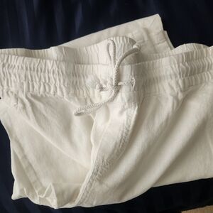 Gently used Linen Pants, regular length from New York and company, all dry clean